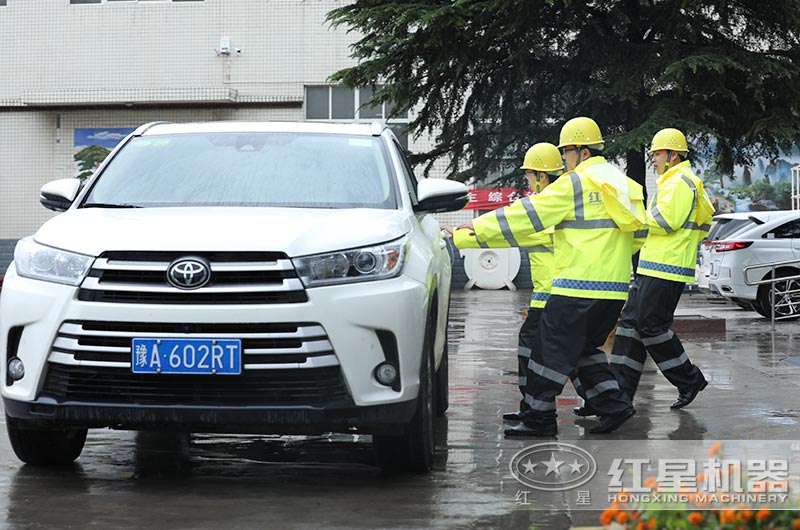 风雨无阻的售后服务团队